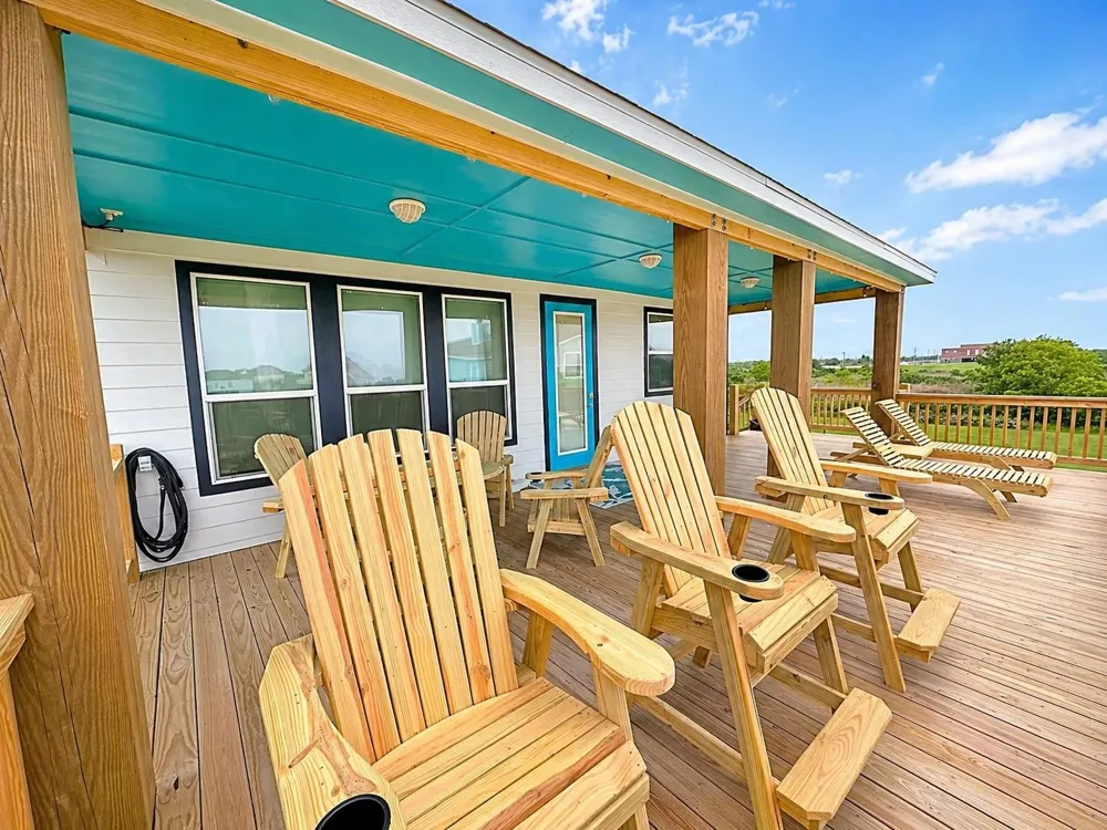 210 Corpus Christi Drive Port Bolivar, TX 77650