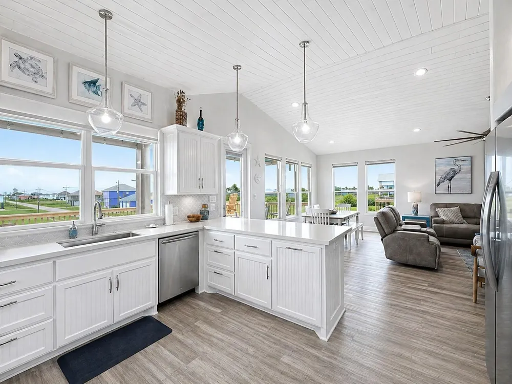 210 Corpus Christi Drive Port Bolivar, TX 77650