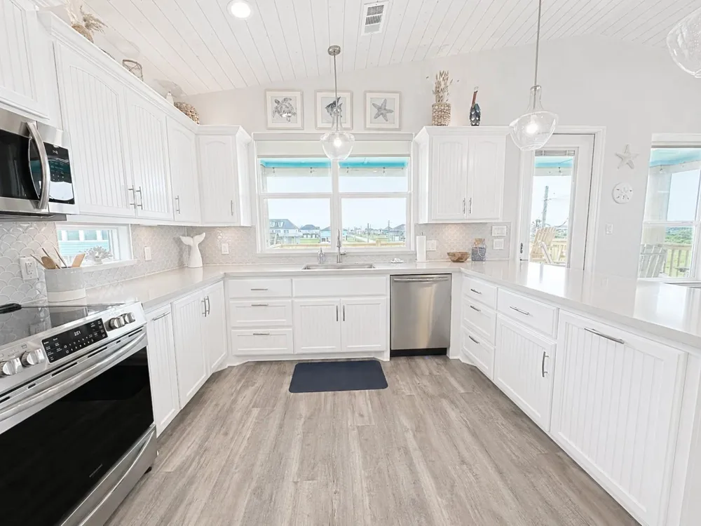 210 Corpus Christi Drive Port Bolivar, TX 77650