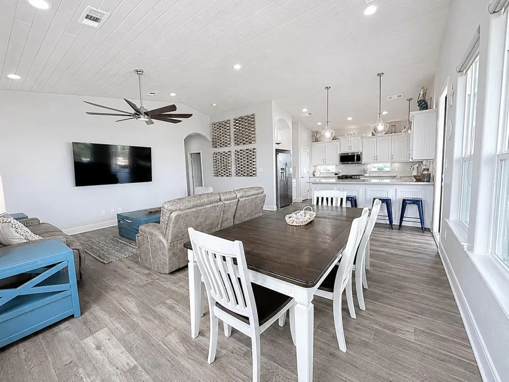 210 Corpus Christi Drive Port Bolivar, TX 77650