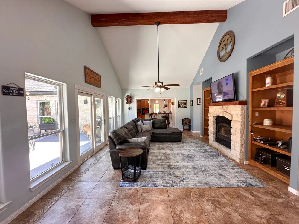 368 Woodlands Drive Bastrop, TX 78602