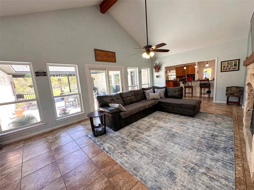 368 Woodlands Drive Bastrop, TX 78602