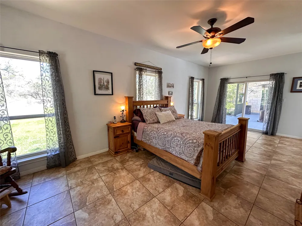 368 Woodlands Drive Bastrop, TX 78602