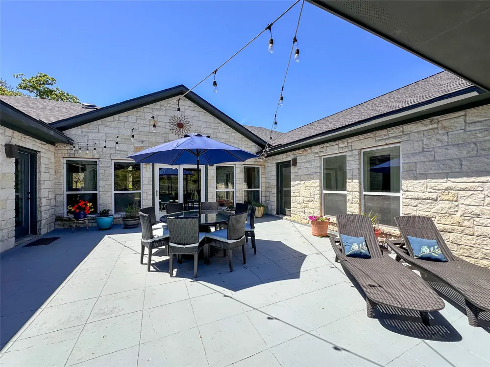 368 Woodlands Drive Bastrop, TX 78602