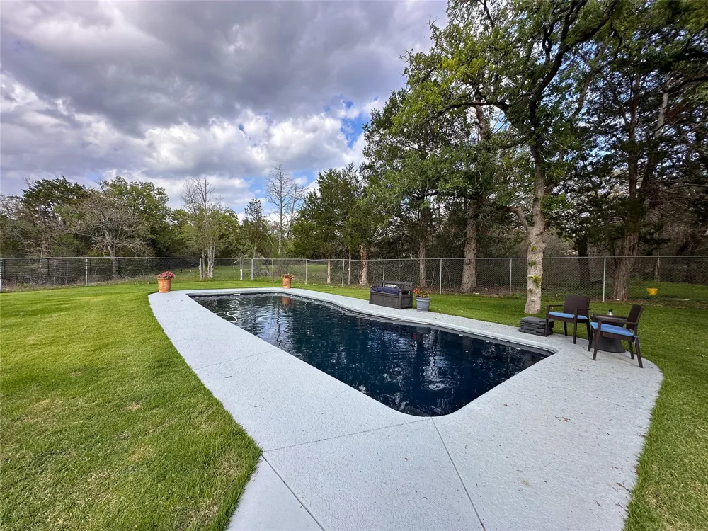368 Woodlands Drive Bastrop, TX 78602