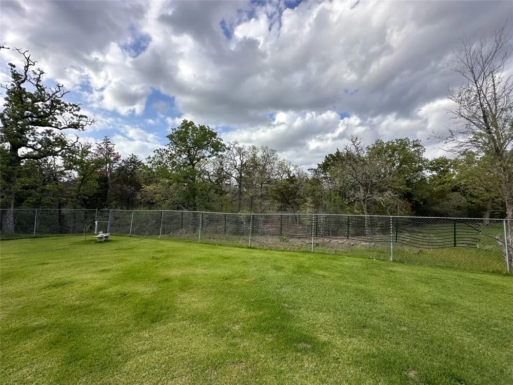 368 Woodlands Drive Bastrop, TX 78602