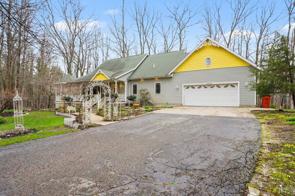 13240 Olin Woods Drive #5 Sparta, MI 49345