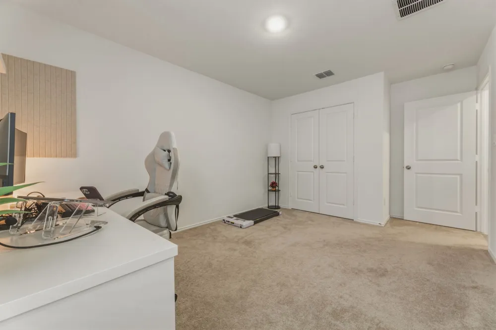 185 Sormonne Loop Kyle, TX 78640