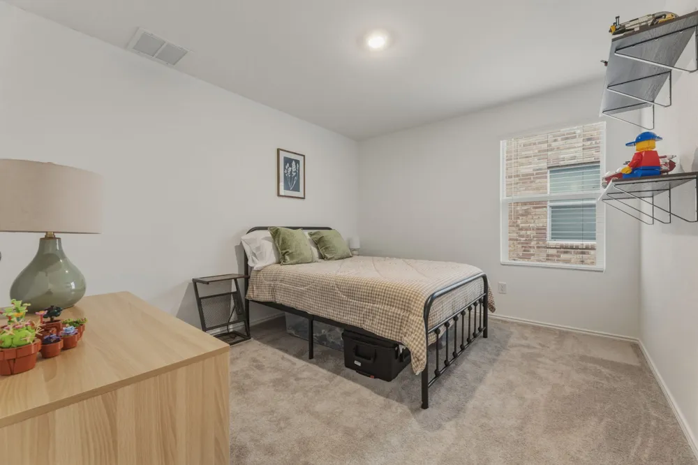 185 Sormonne Loop Kyle, TX 78640