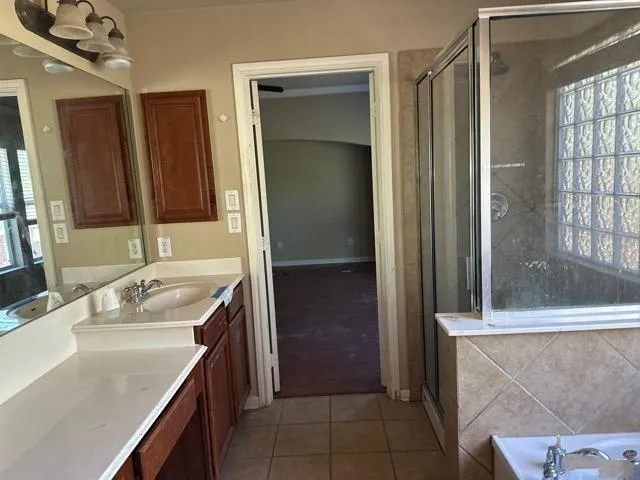21527 Thunder Basin San Antonio, TX 78261