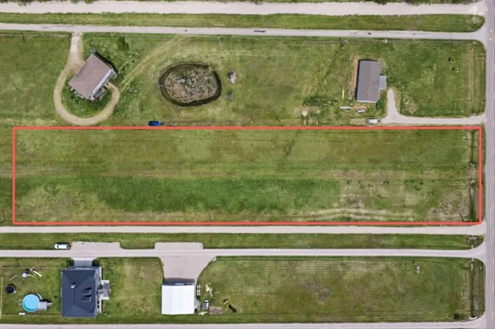 4409 W Bayshore Road Anahuac, TX 77514