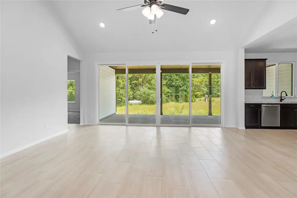 21203 Peach Wood Ct Cleveland, TX 77328