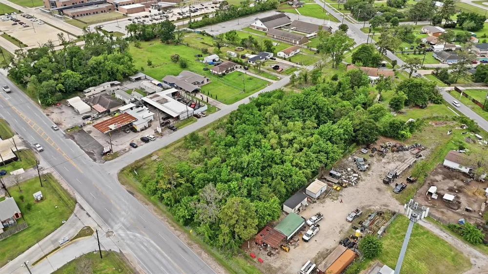 1211 Sheldon Rd Road Channelview, TX 77530