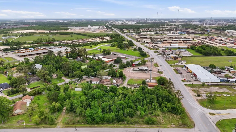 1211 Sheldon Rd Road Channelview, TX 77530