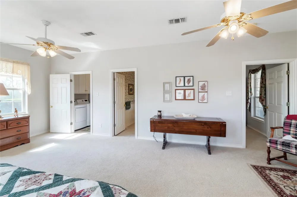 28109 Waller Gladish Rd Waller, TX 77484