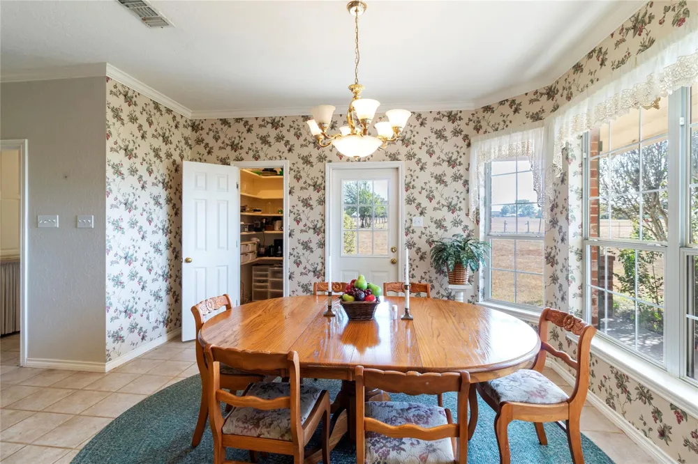 28109 Waller Gladish Rd Waller, TX 77484