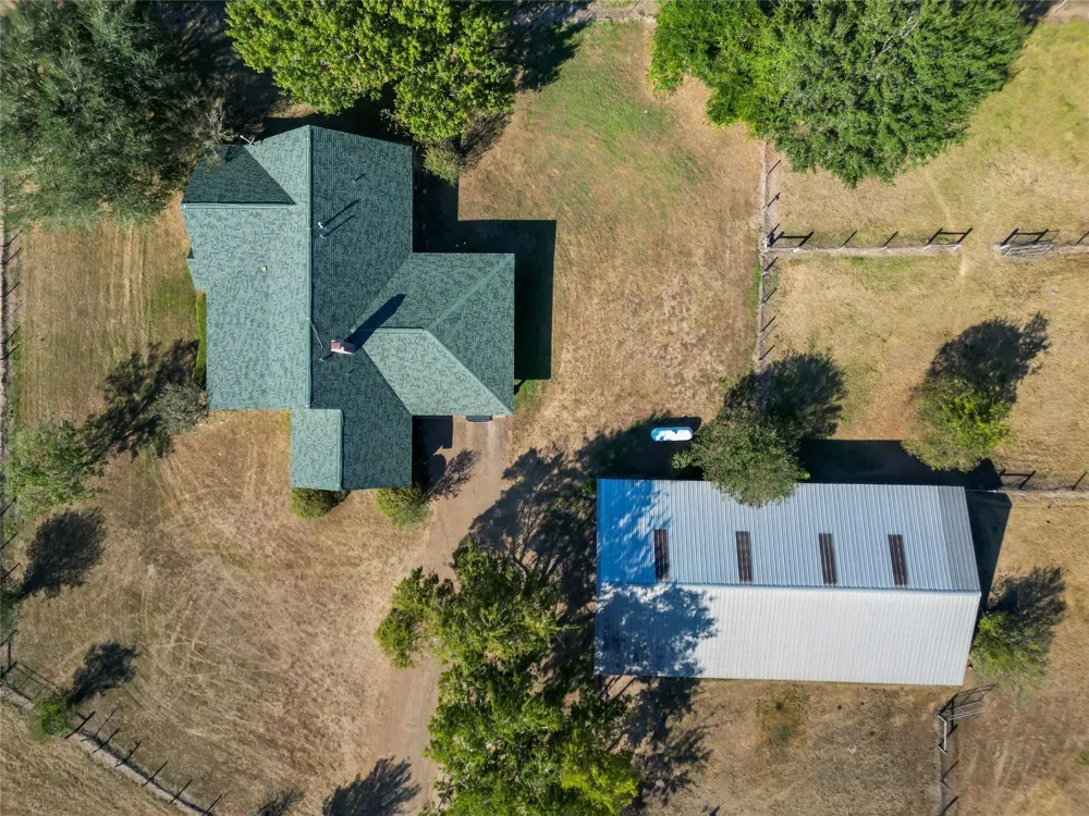 28109 Waller Gladish Rd Waller, TX 77484