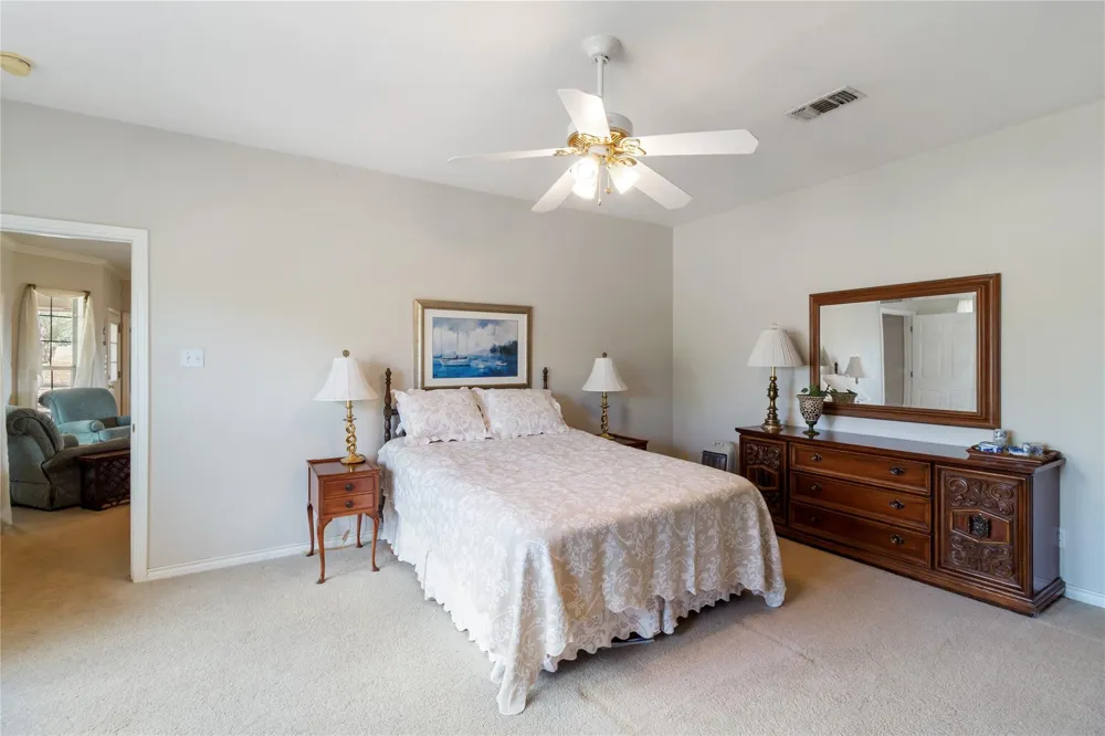 28109 Waller Gladish Rd Waller, TX 77484