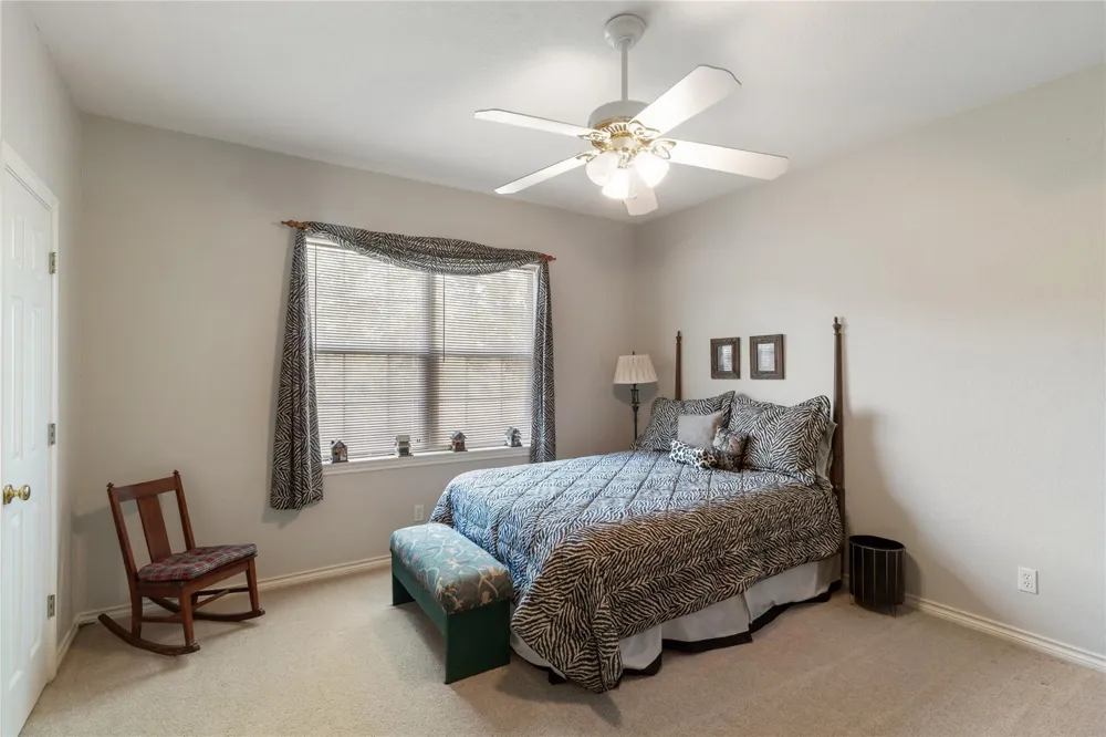 28109 Waller Gladish Rd Waller, TX 77484