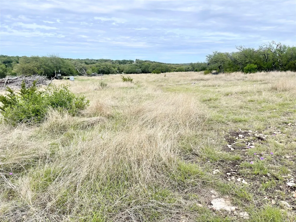 41 Tx Hwy 41 Rocksprings, TX 78880