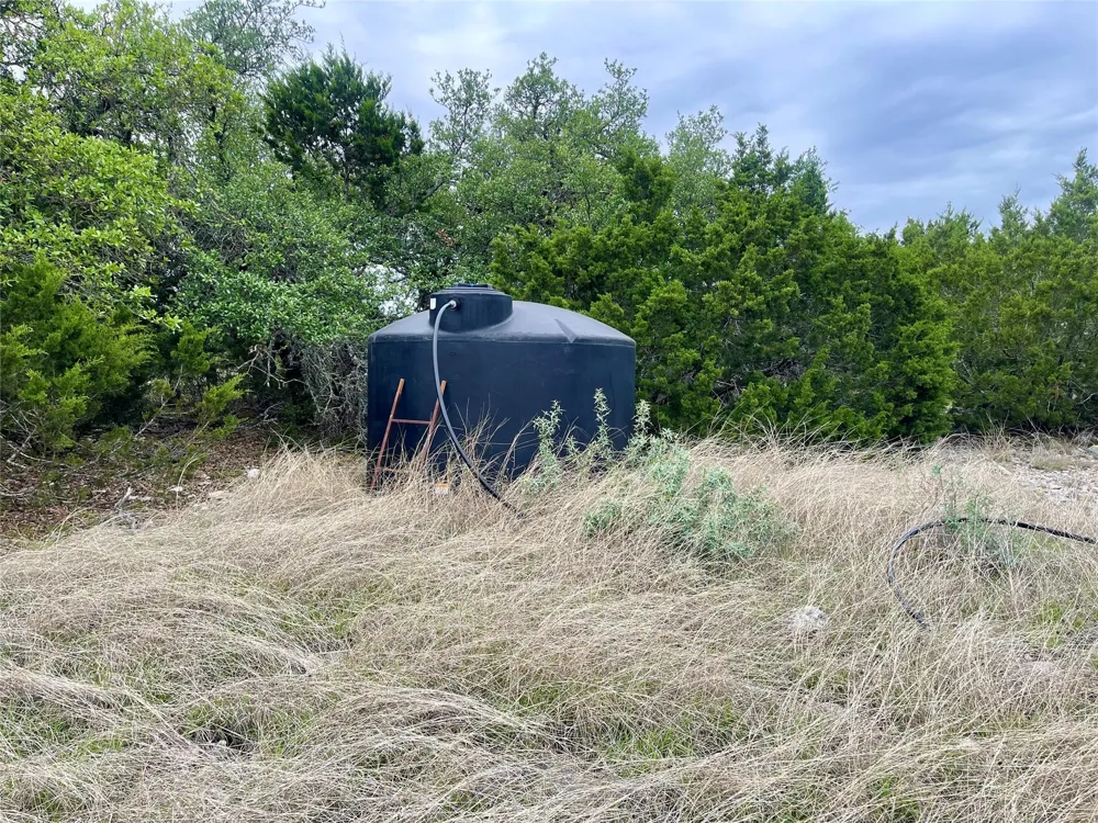 41 Tx Hwy 41 Rocksprings, TX 78880