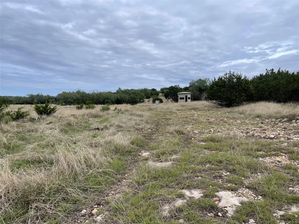 41 Tx Hwy 41 Rocksprings, TX 78880