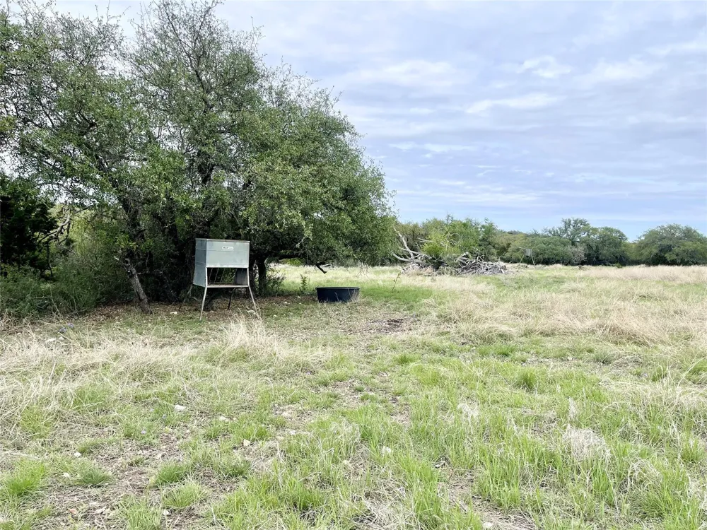 41 Tx Hwy 41 Rocksprings, TX 78880