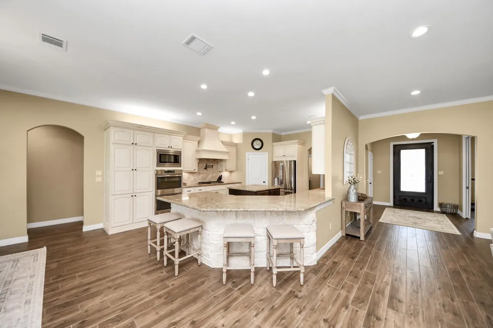 460 High Meadows Road Bellville, TX 77418