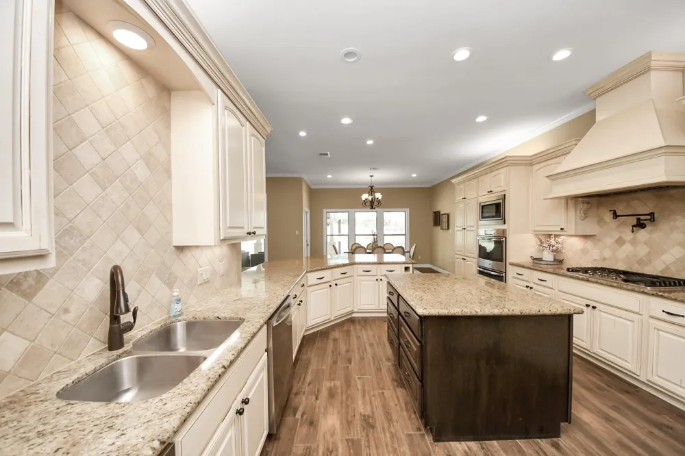 460 High Meadows Road Bellville, TX 77418
