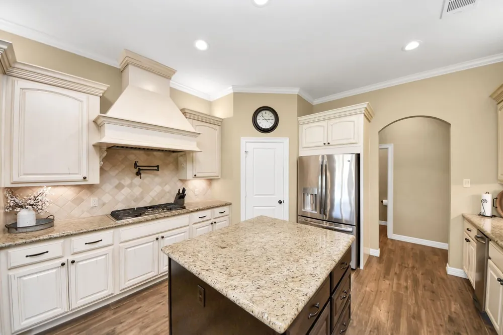 460 High Meadows Road Bellville, TX 77418