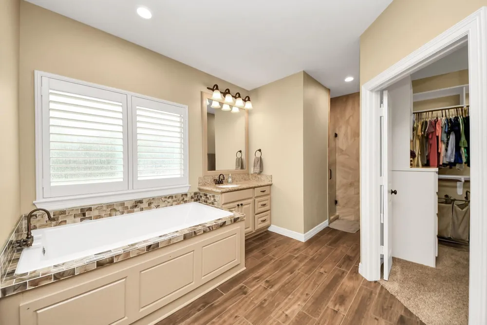 460 High Meadows Road Bellville, TX 77418