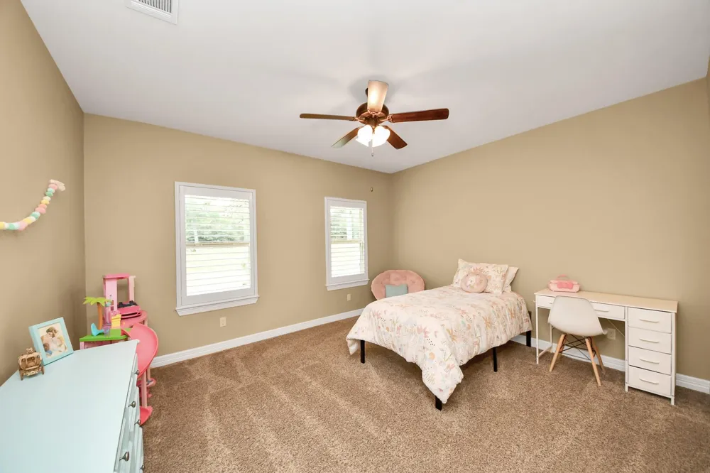 460 High Meadows Road Bellville, TX 77418