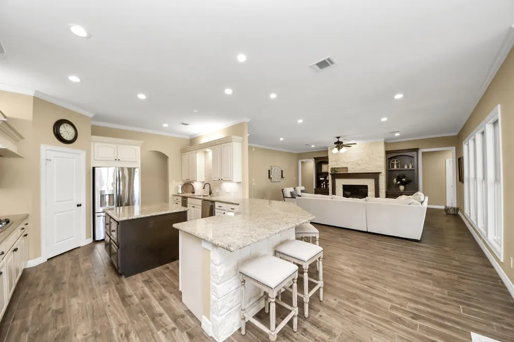 460 High Meadows Road Bellville, TX 77418