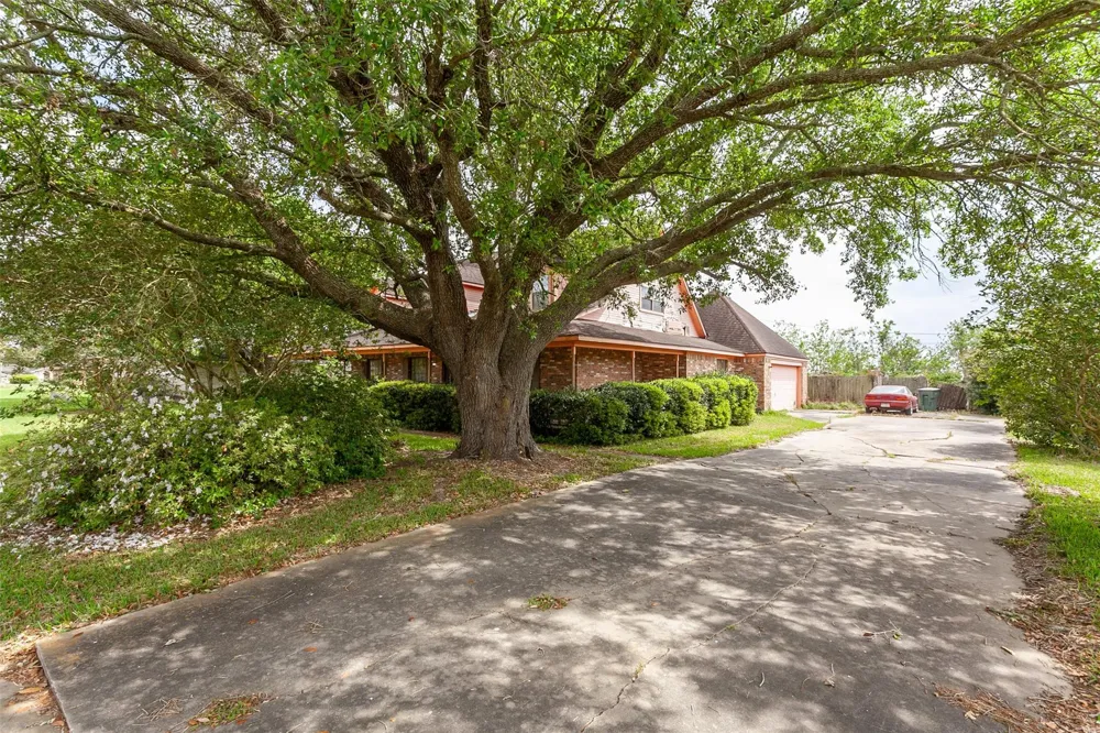 2330 Lavender Street Port Arthur, TX 77640