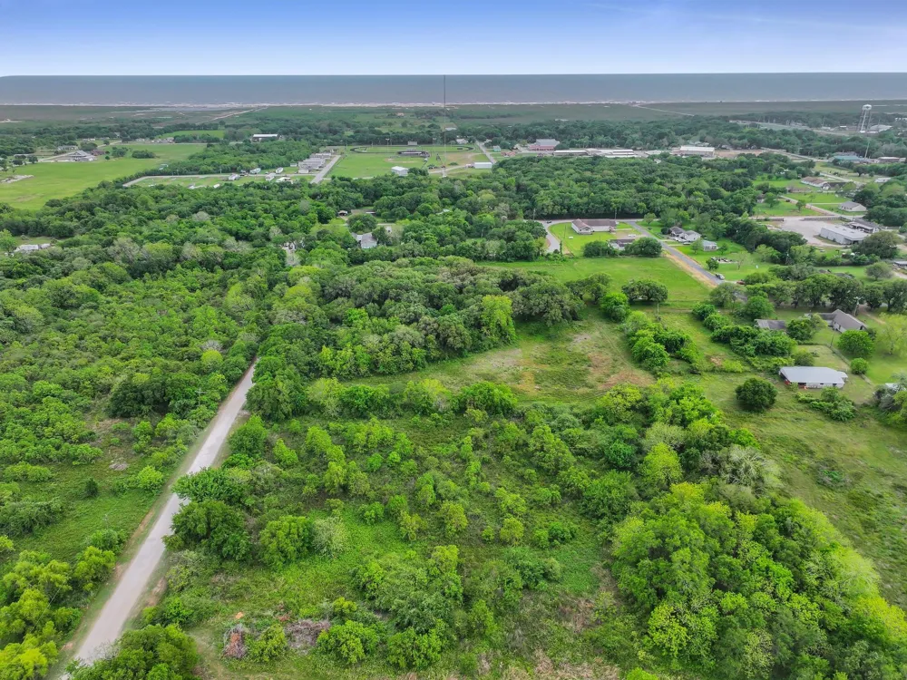 2187 Old Mexico Road High Island, TX 77623