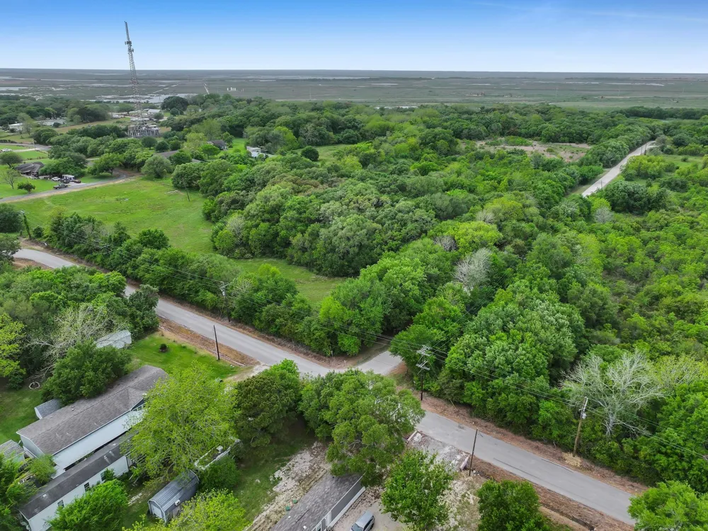 2187 Old Mexico Road High Island, TX 77623