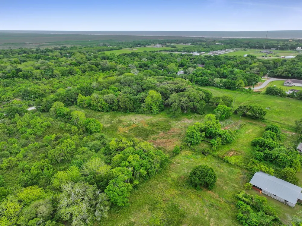 2187 Old Mexico Road High Island, TX 77623