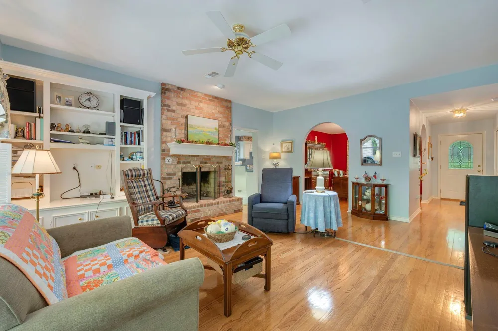 10314 County Road 417a Navasota, TX 77868
