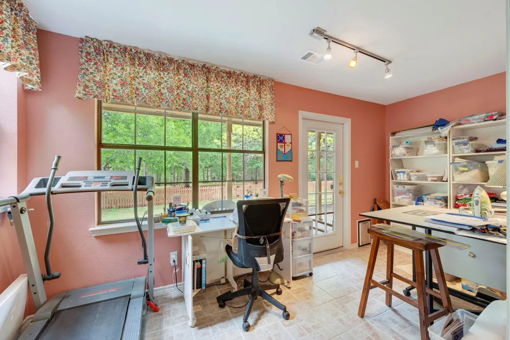 10314 County Road 417a Navasota, TX 77868