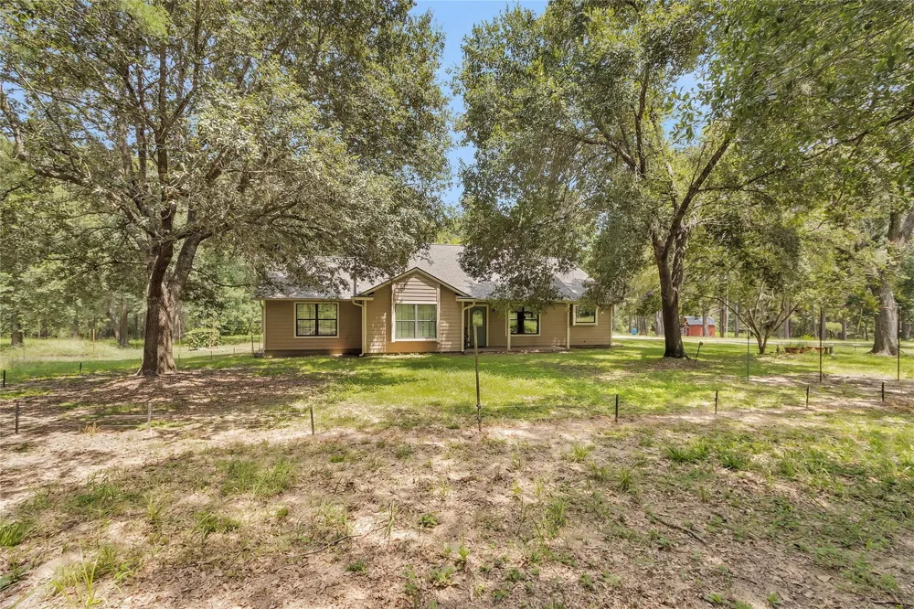 10314 County Road 417a Navasota, TX 77868