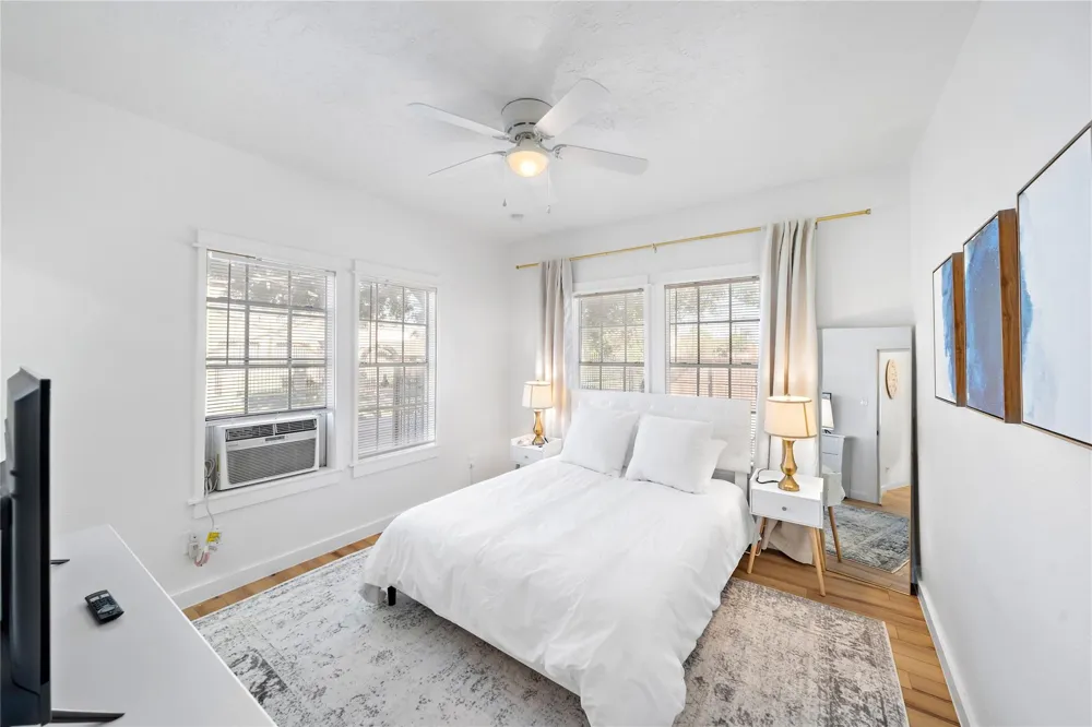 3901 Dallas Street #B Houston, TX 77023
