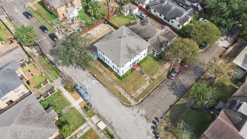3901 Dallas Street #B Houston, TX 77023