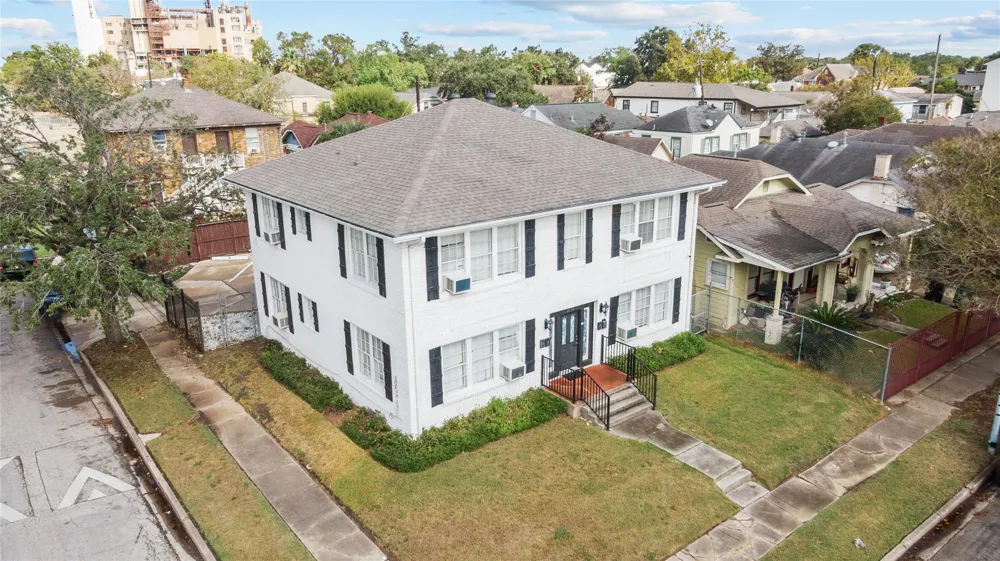 3901 Dallas Street #B Houston, TX 77023