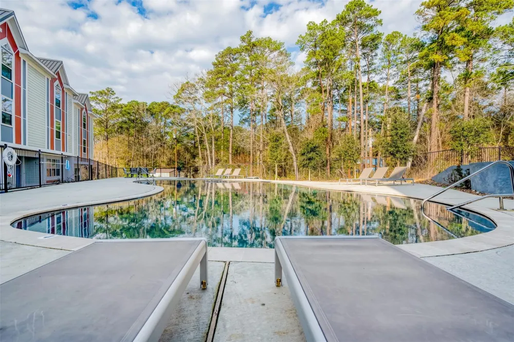 3730 Boettcher Drive #1203 Huntsville, TX 77340