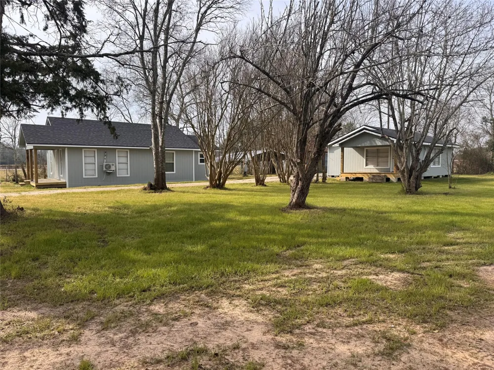 22085 Madison Street Bedias, TX 77831