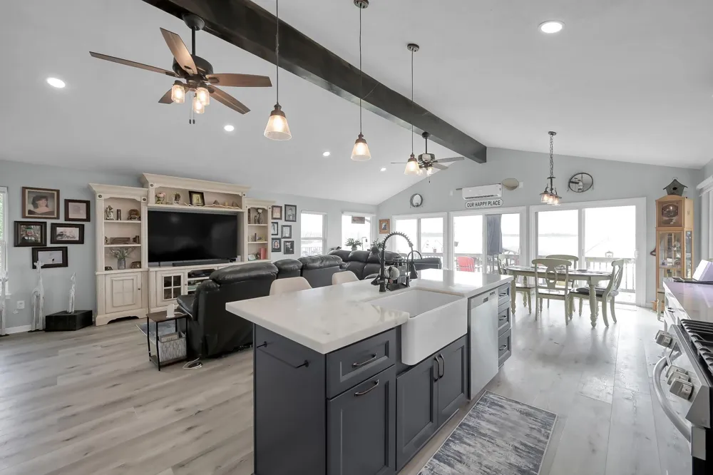 329 Sassafras Drive Trinity, TX 75862