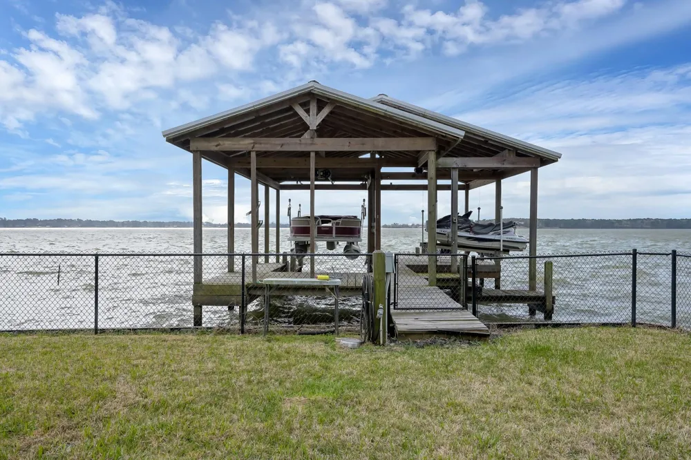 329 Sassafras Drive Trinity, TX 75862