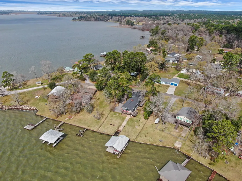 329 Sassafras Drive Trinity, TX 75862