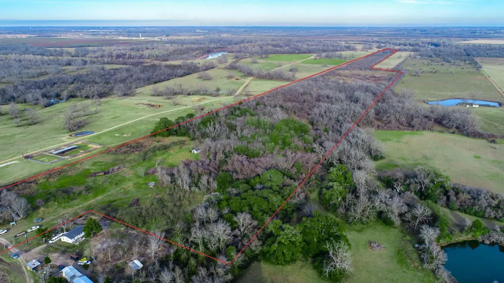 21300 Evans Lane Washington, TX 77880