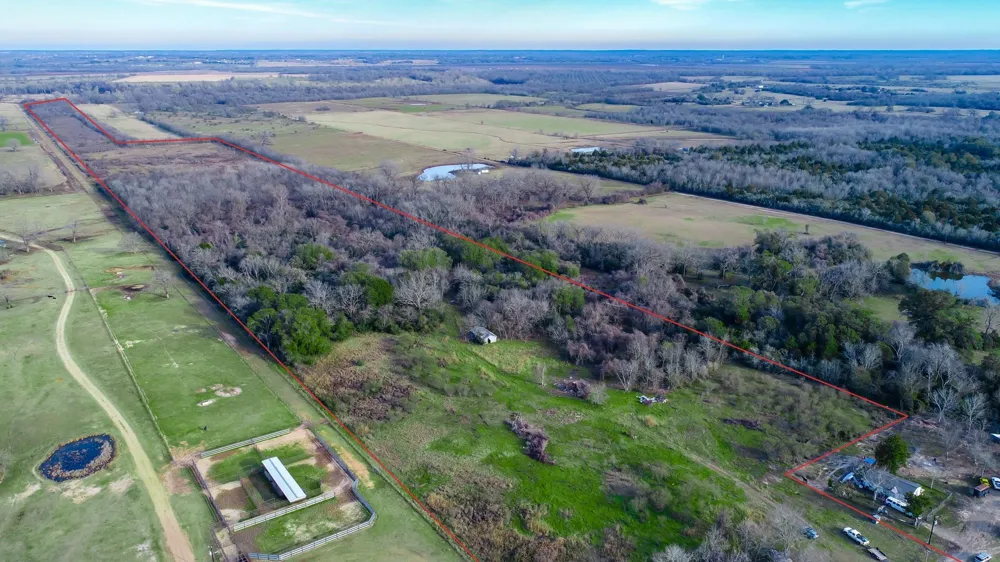21300 Evans Lane Washington, TX 77880